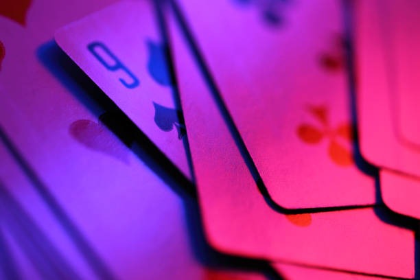 Grand Slam live dealer table on momoslots showing multi-position card layout